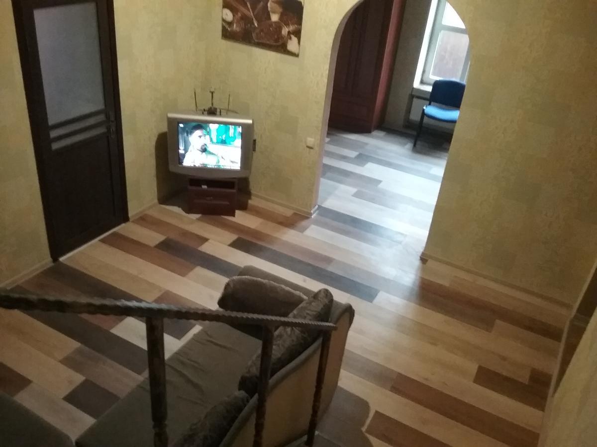 Hostel 777 Kharkiv Eksteriør billede